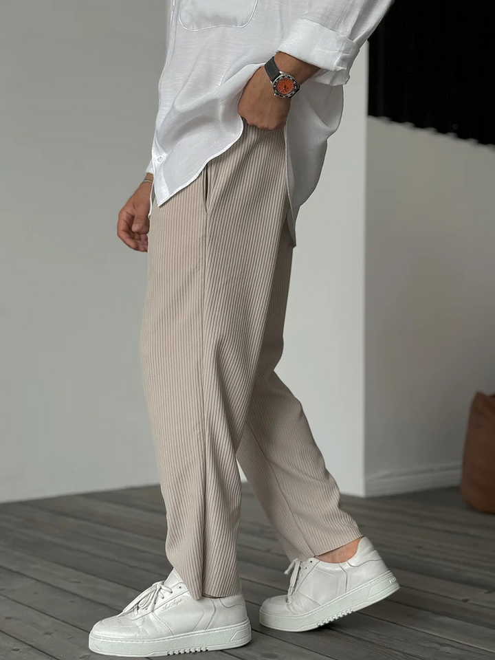 Trevor™ | Relaxed Fit Ribbed Trousers