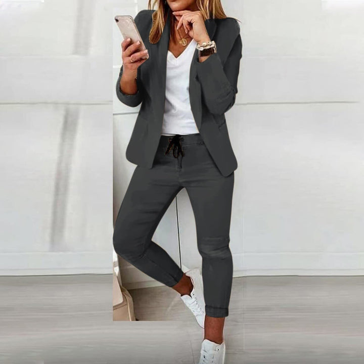 Women's suit