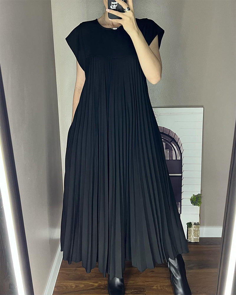 Stacey™ | Elegant Pleated Maxi Dress